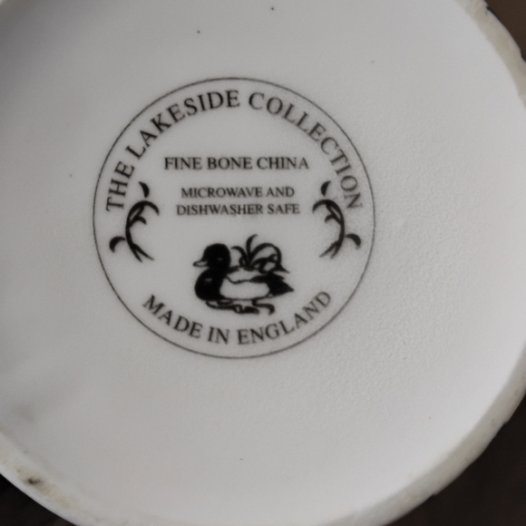 The Lakeside Collection Topiaries Fine Bone China Mug - Picture 5 of 5